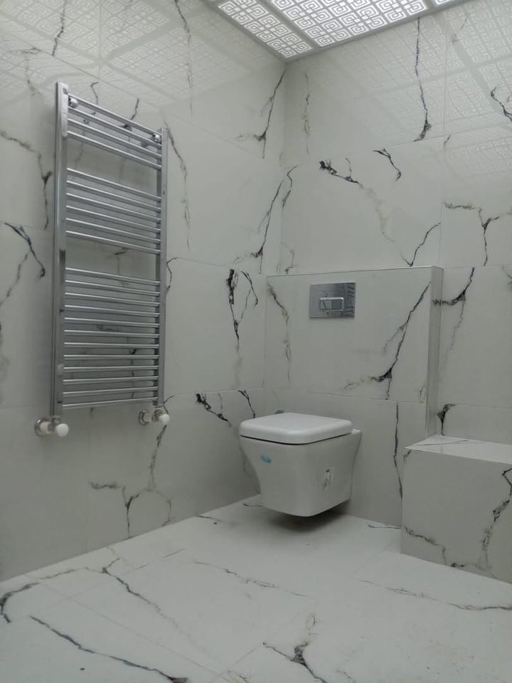 İzmir asma klozet ve banyo duvar kaplama uygulaması