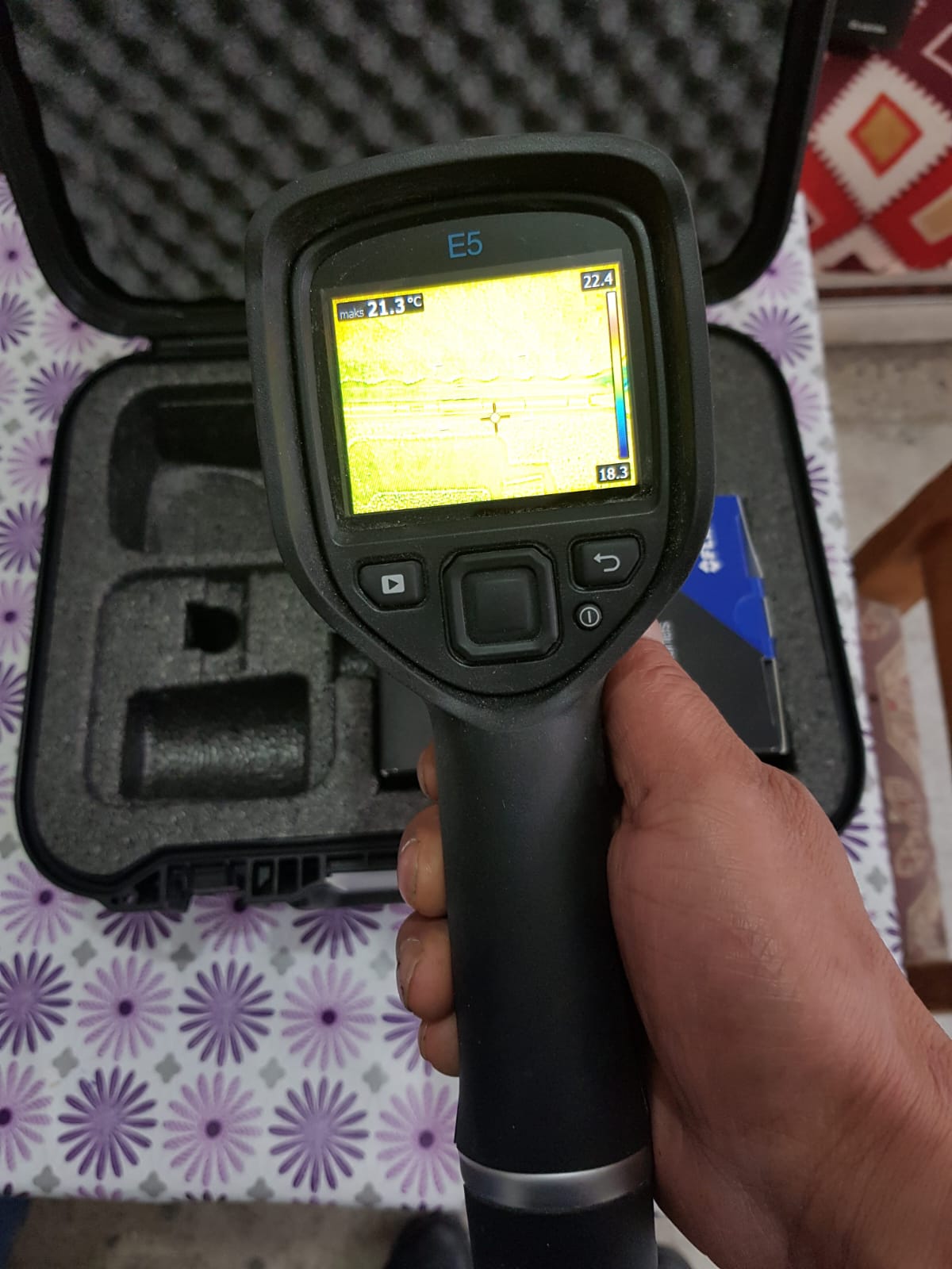 Termal kamera ile su kaçak tespit görüntüsü